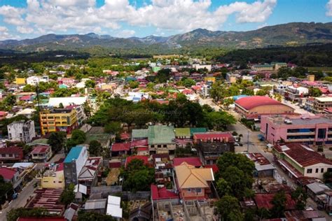 what is 1st class municipality|Which region has the highest proportion of First Class .